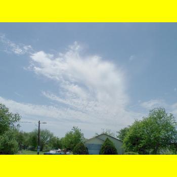 100_0268_scenery_clouds.JPG 80.6K